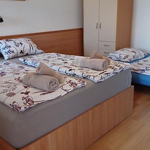 Studio con letto king size